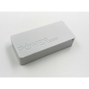 USB Power Banka na 2x 18650 batérie biela